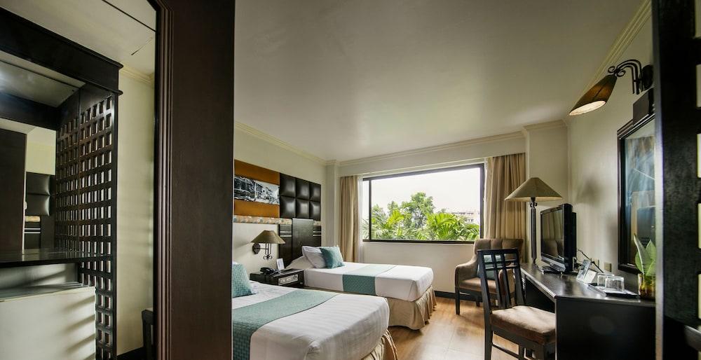 מקטאן The Bellavista Hotel מראה חיצוני תמונה