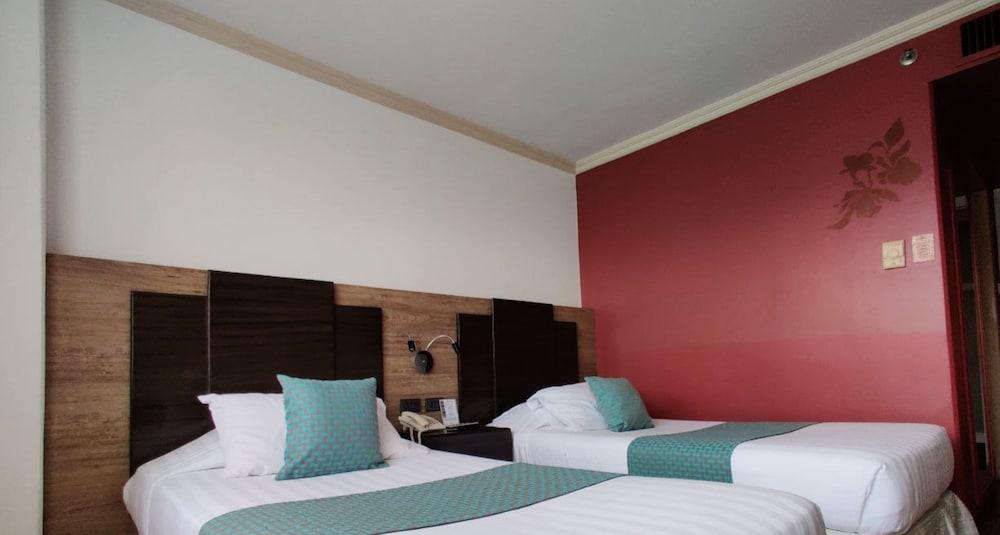 מקטאן The Bellavista Hotel מראה חיצוני תמונה